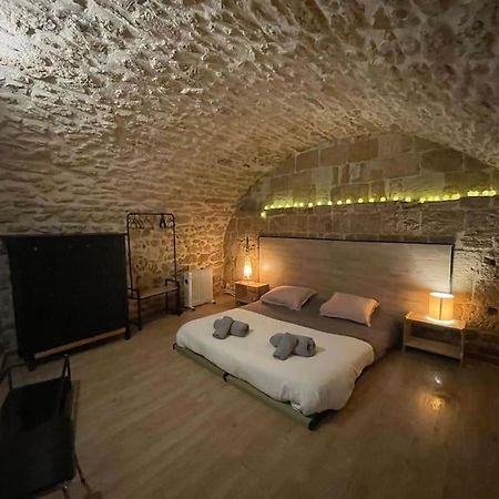 La + Belle Chambre Voutee Au Coeur De Montpellier Bagian luar foto