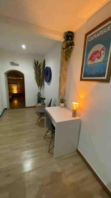 La + Belle Chambre Voutee Au Coeur De Montpellier Bagian luar foto